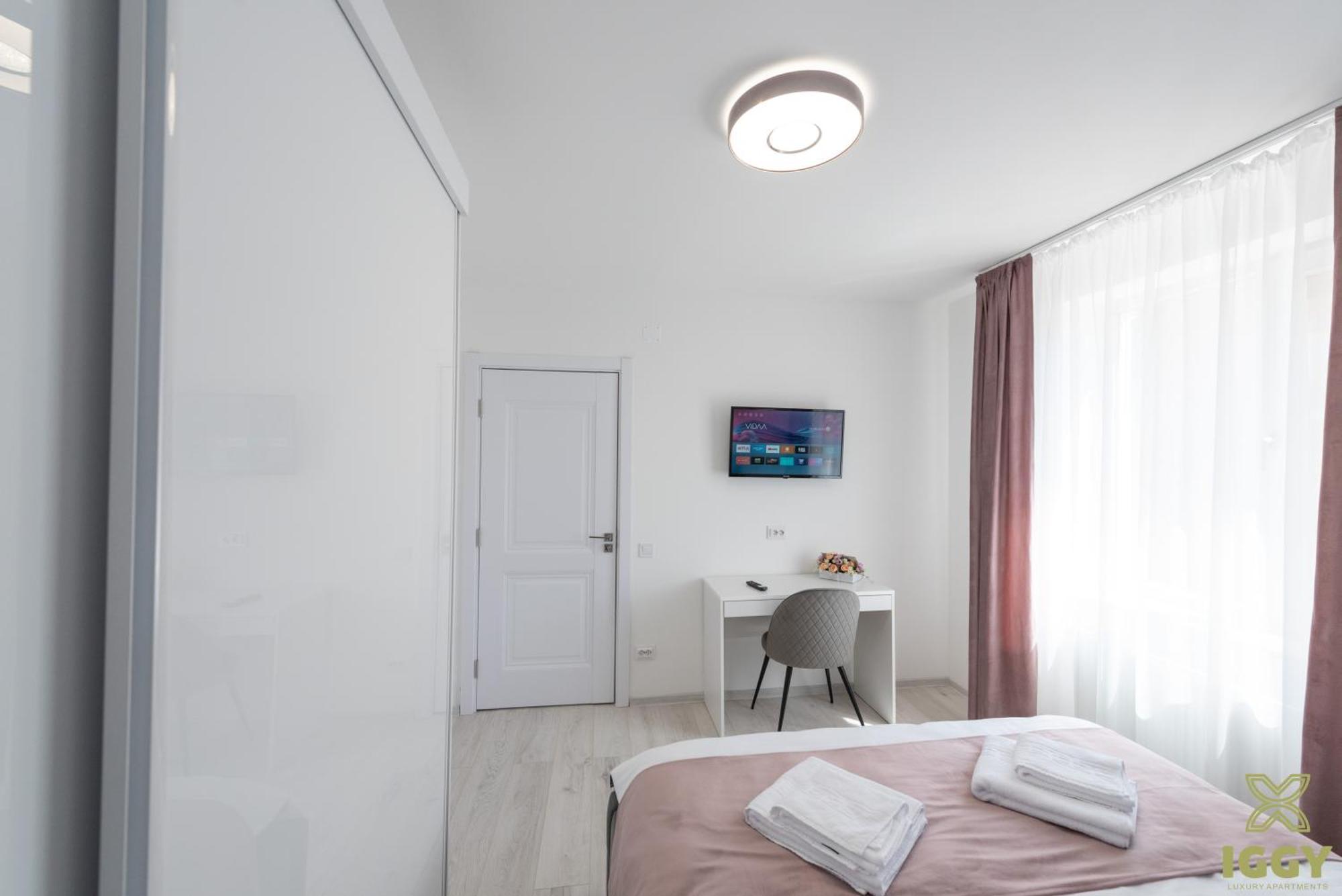 Iggy Premium Apartment Hunedoara Exteriör bild
